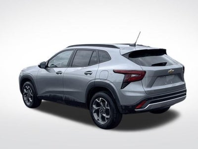 2025 Chevrolet Trax FWD LT