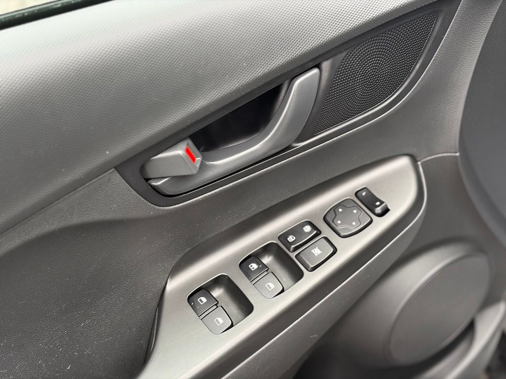 2022 Hyundai Kona SE
