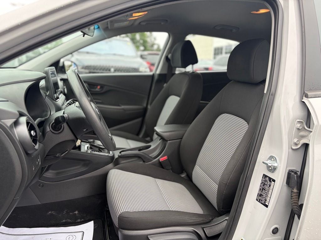 2022 Hyundai Kona SE
