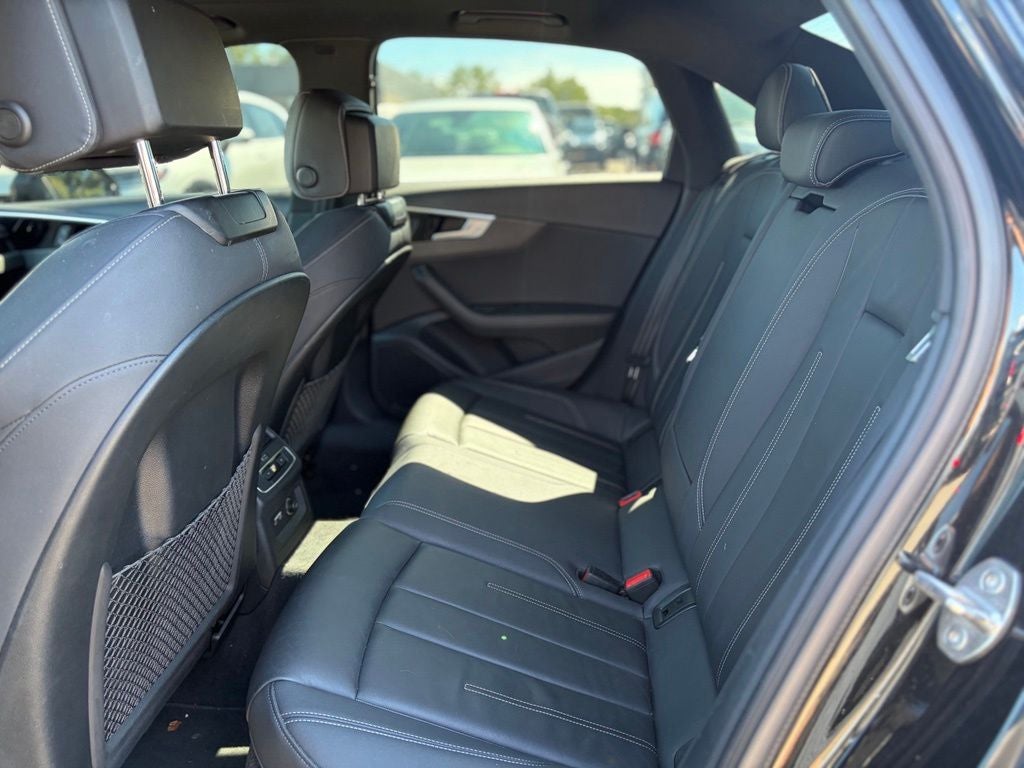 2022 Audi A4 45 S line Premium Plus quattro