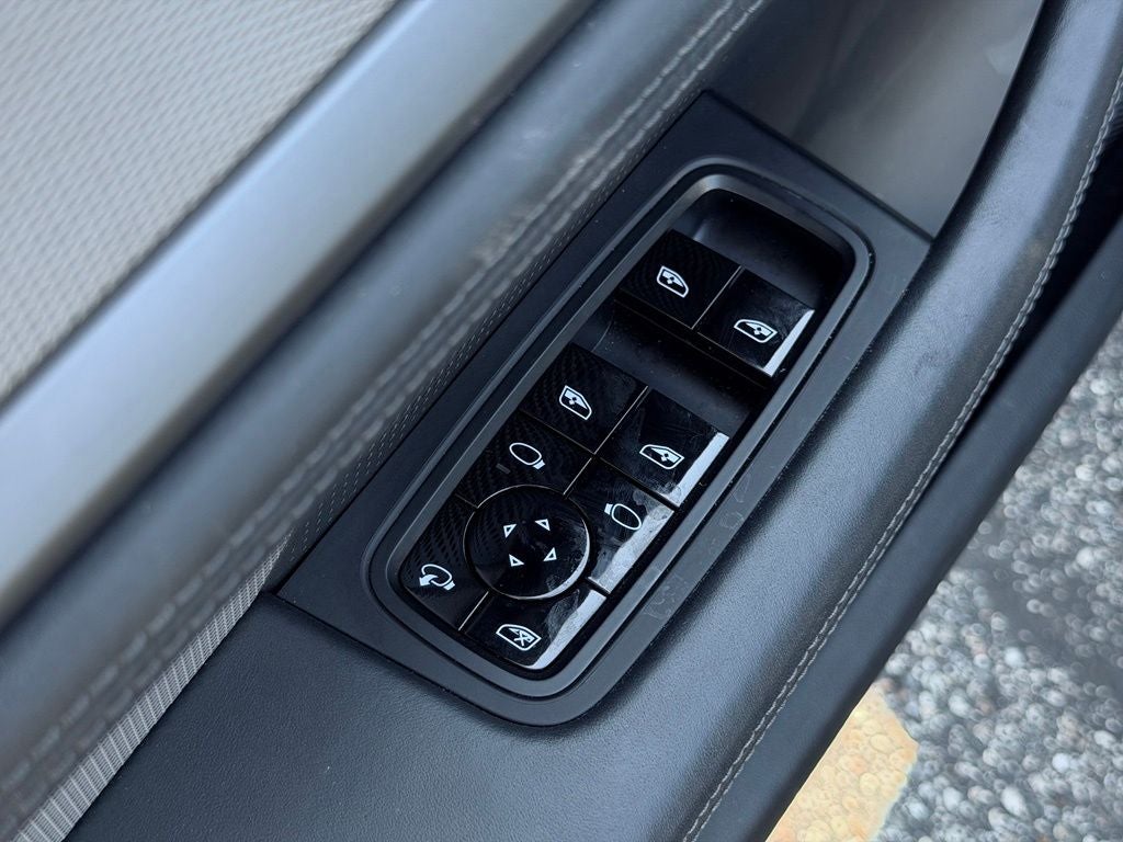 2020 Porsche Taycan Turbo