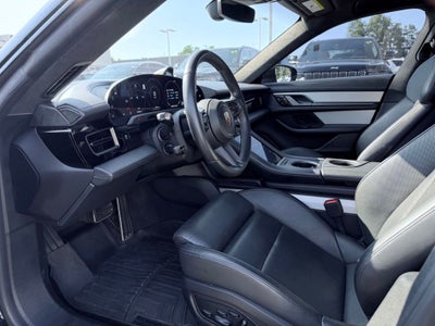 2020 Porsche Taycan Turbo