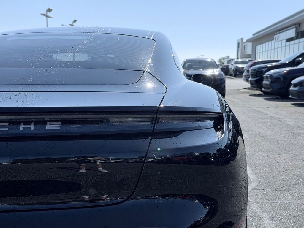 2020 Porsche Taycan Turbo