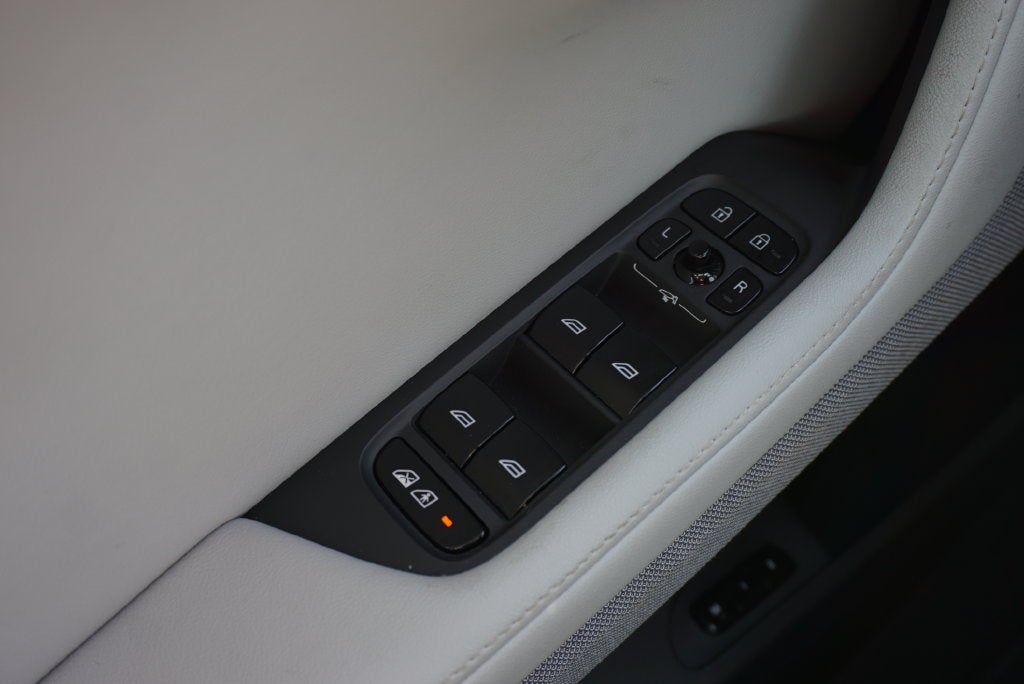 2023 Polestar 2 Long Range Dual Motor