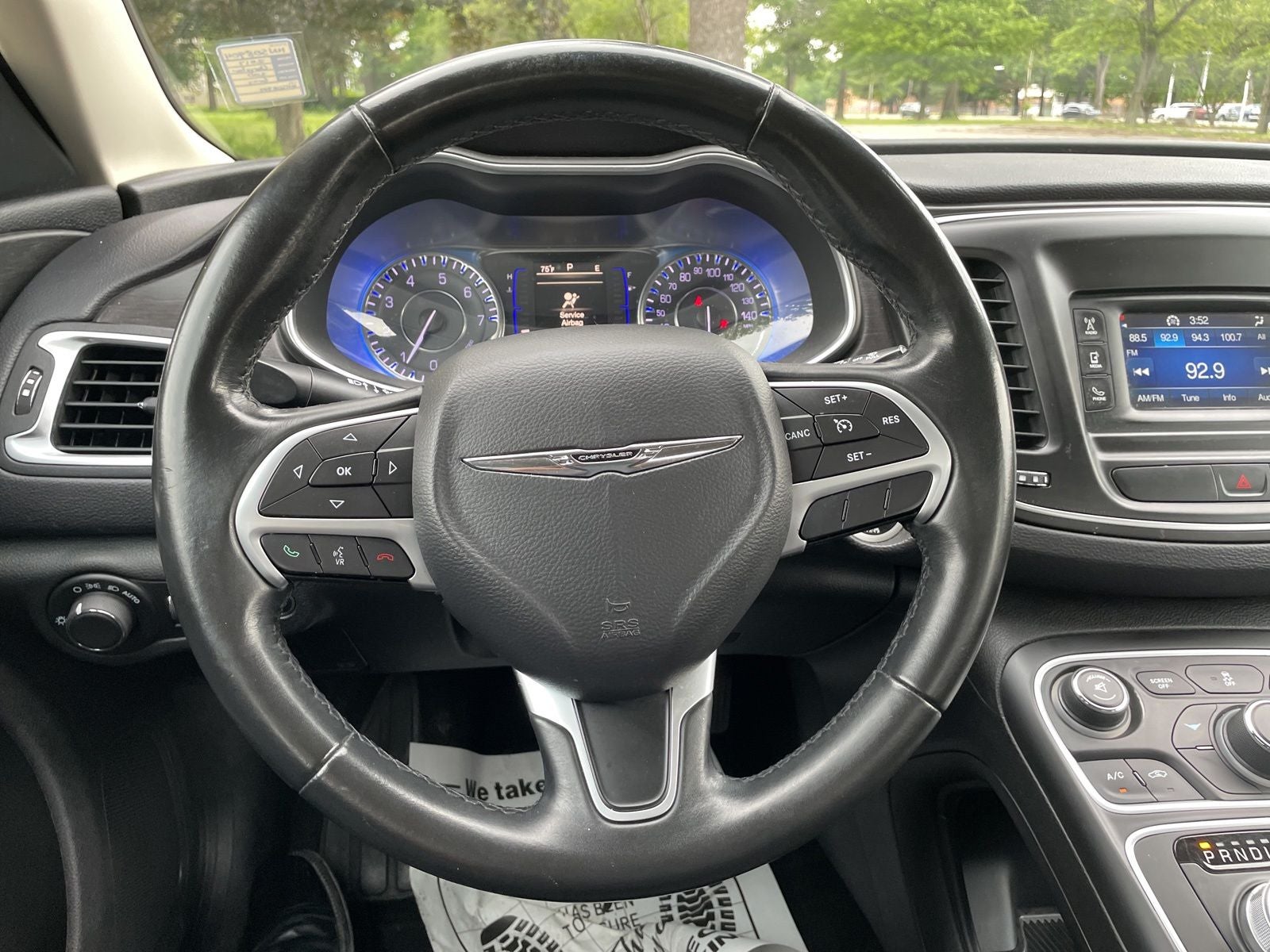 2017 Chrysler 200 LX