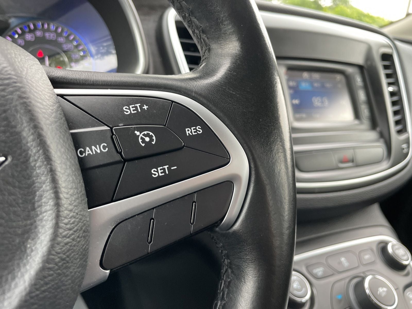2017 Chrysler 200 LX