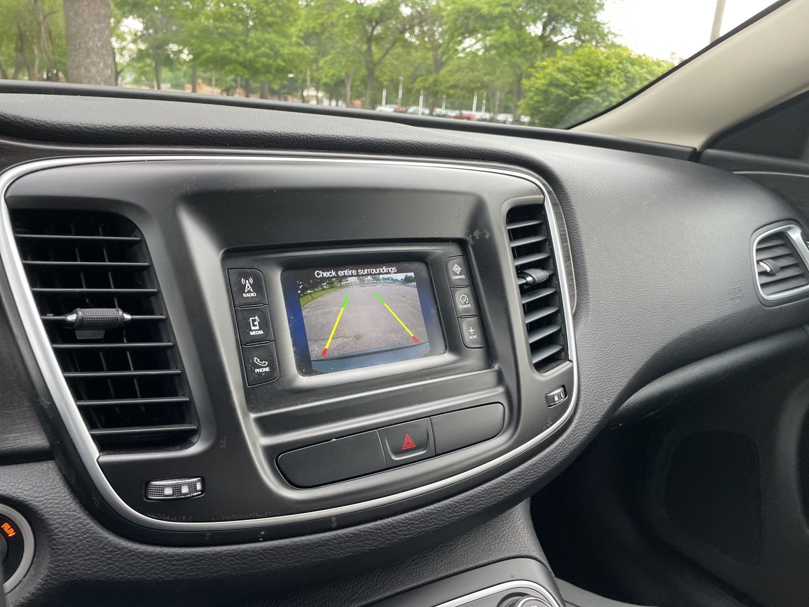 2017 Chrysler 200 LX
