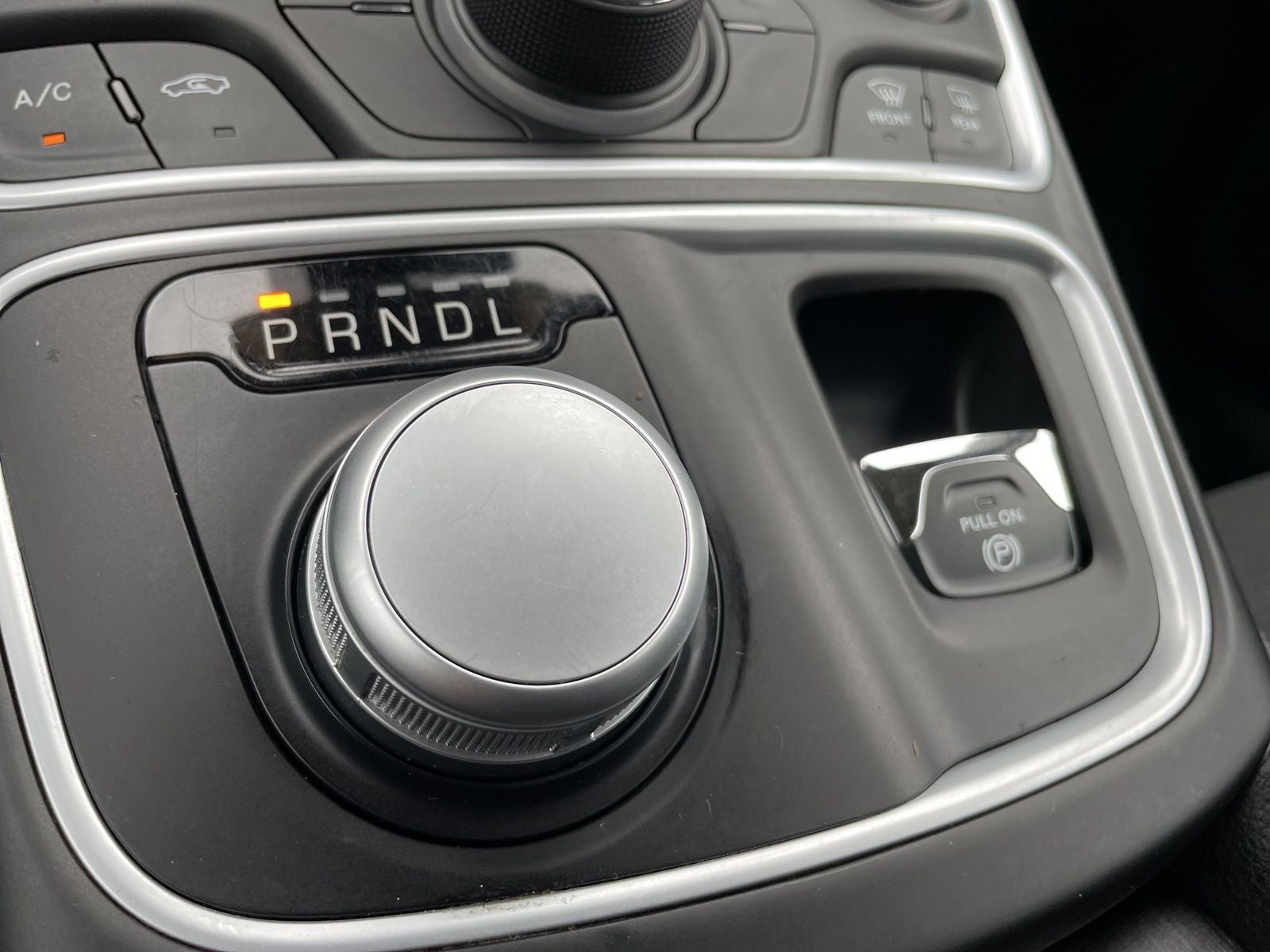 2017 Chrysler 200 LX
