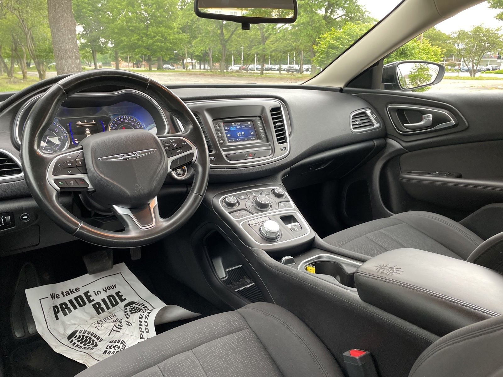 2017 Chrysler 200 LX