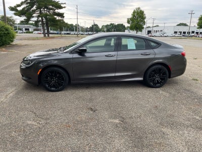 2017 Chrysler 200 LX