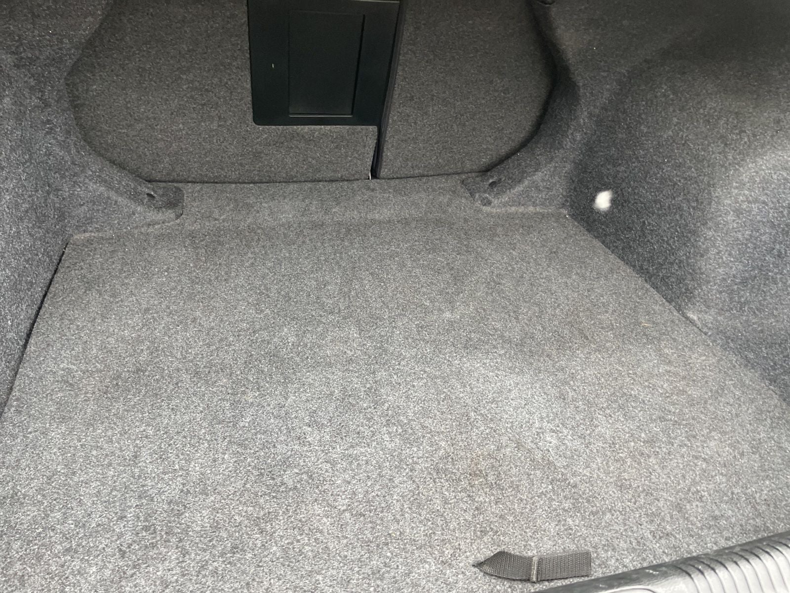 2017 Chrysler 200 LX
