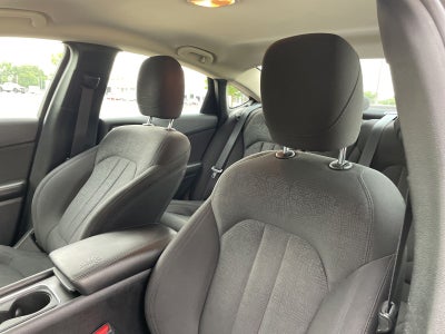 2017 Chrysler 200 LX