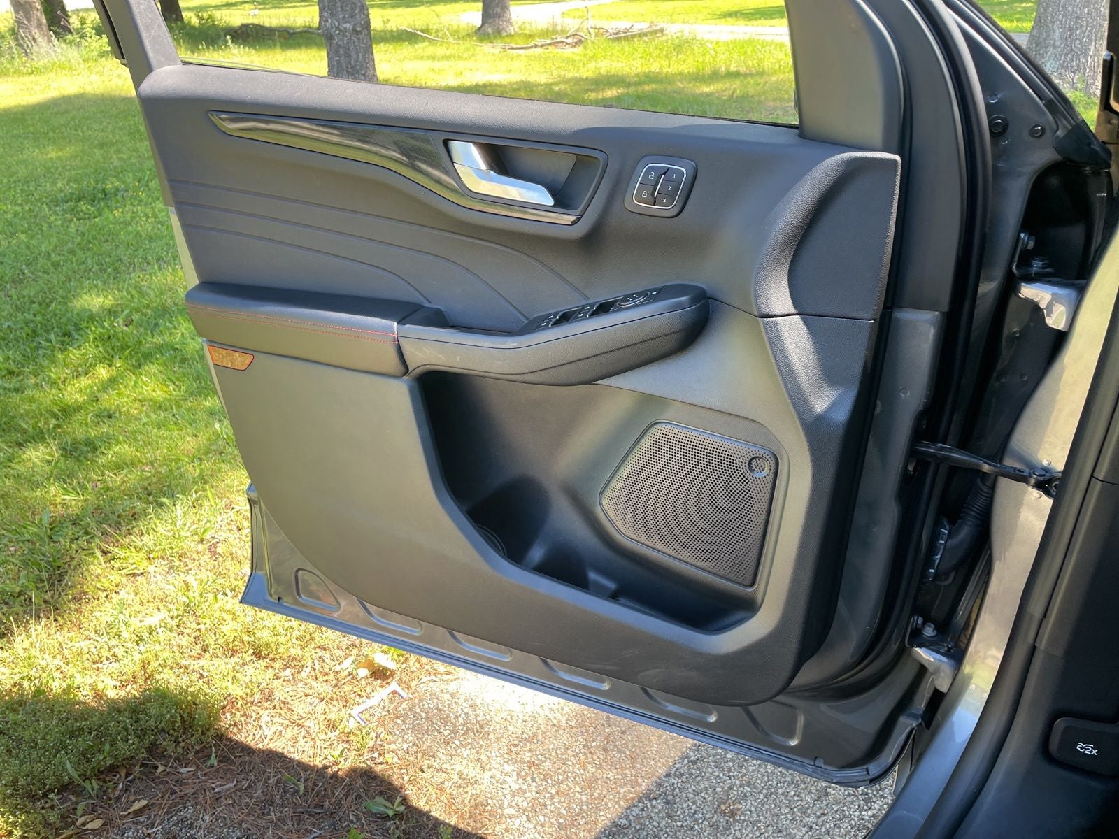2025 Ford Escape Hybrid ST-Line Elite
