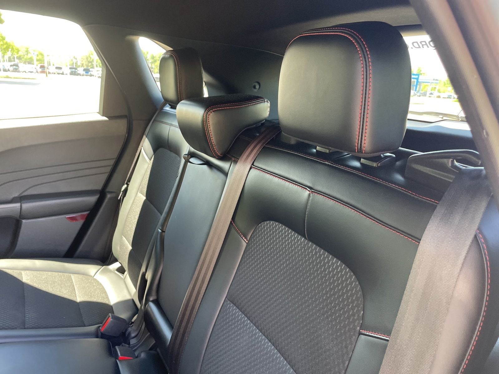 2025 Ford Escape Hybrid ST-Line Elite