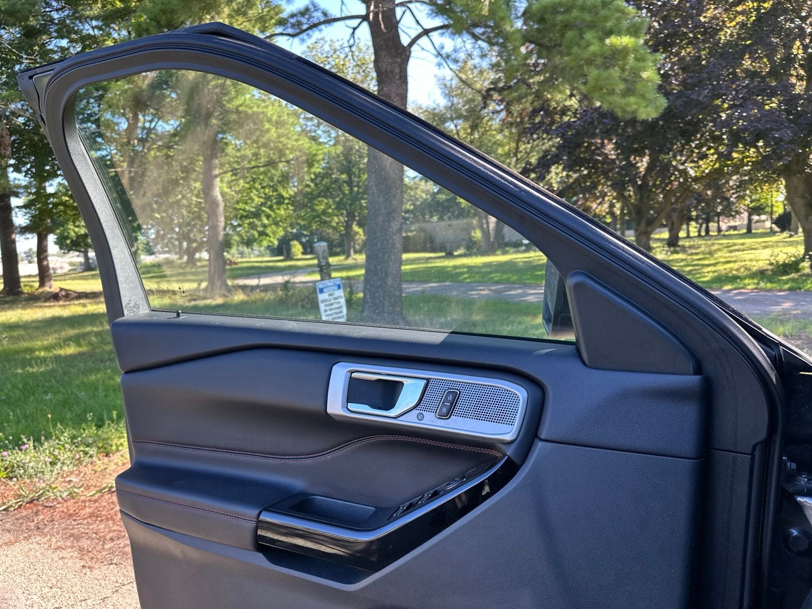 2024 Ford Explorer ST-Line