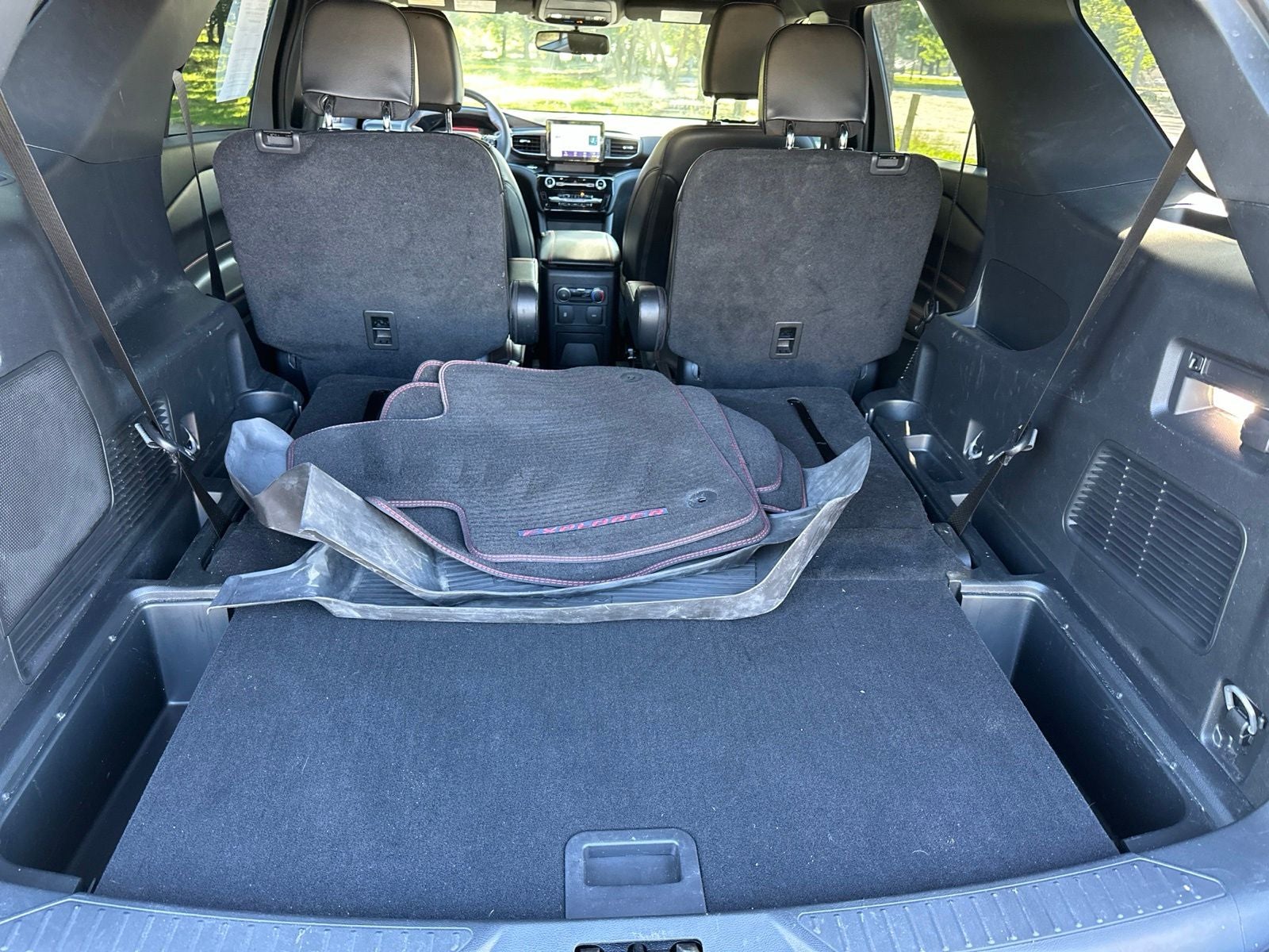 2024 Ford Explorer ST-Line