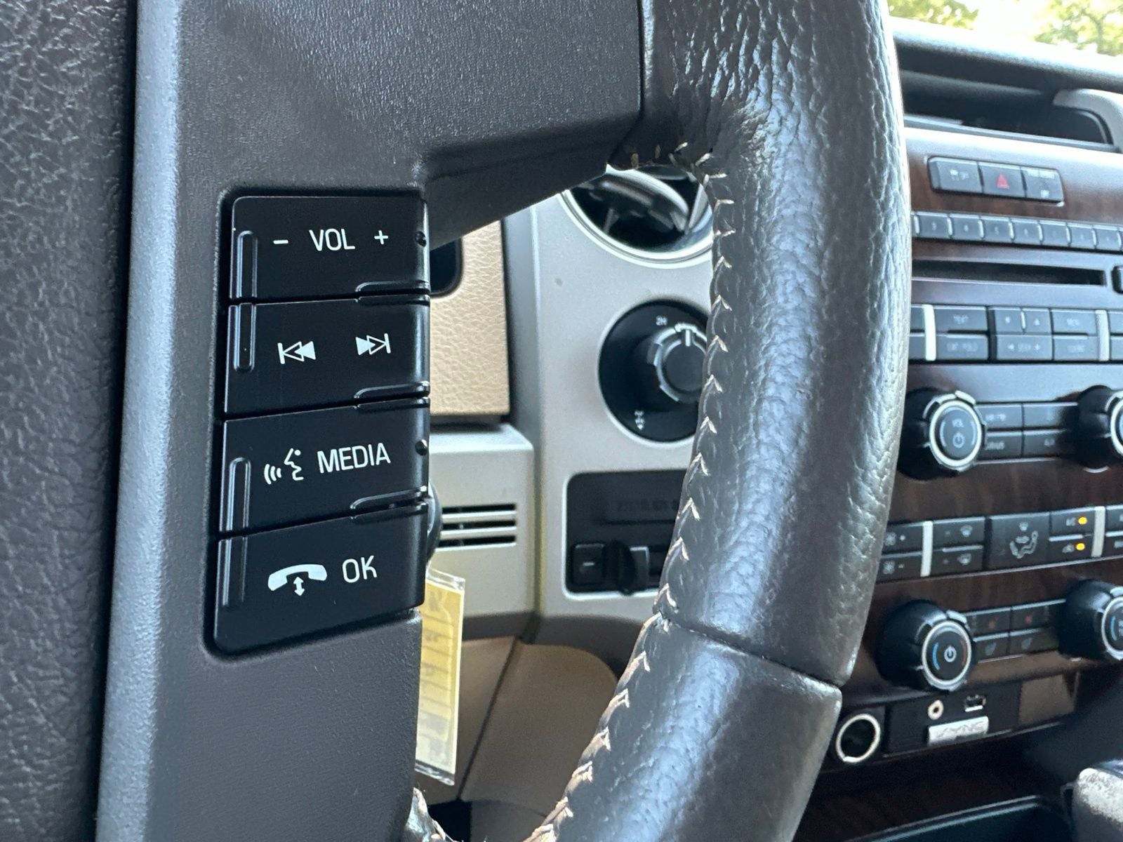 2012 Ford F-150 Lariat
