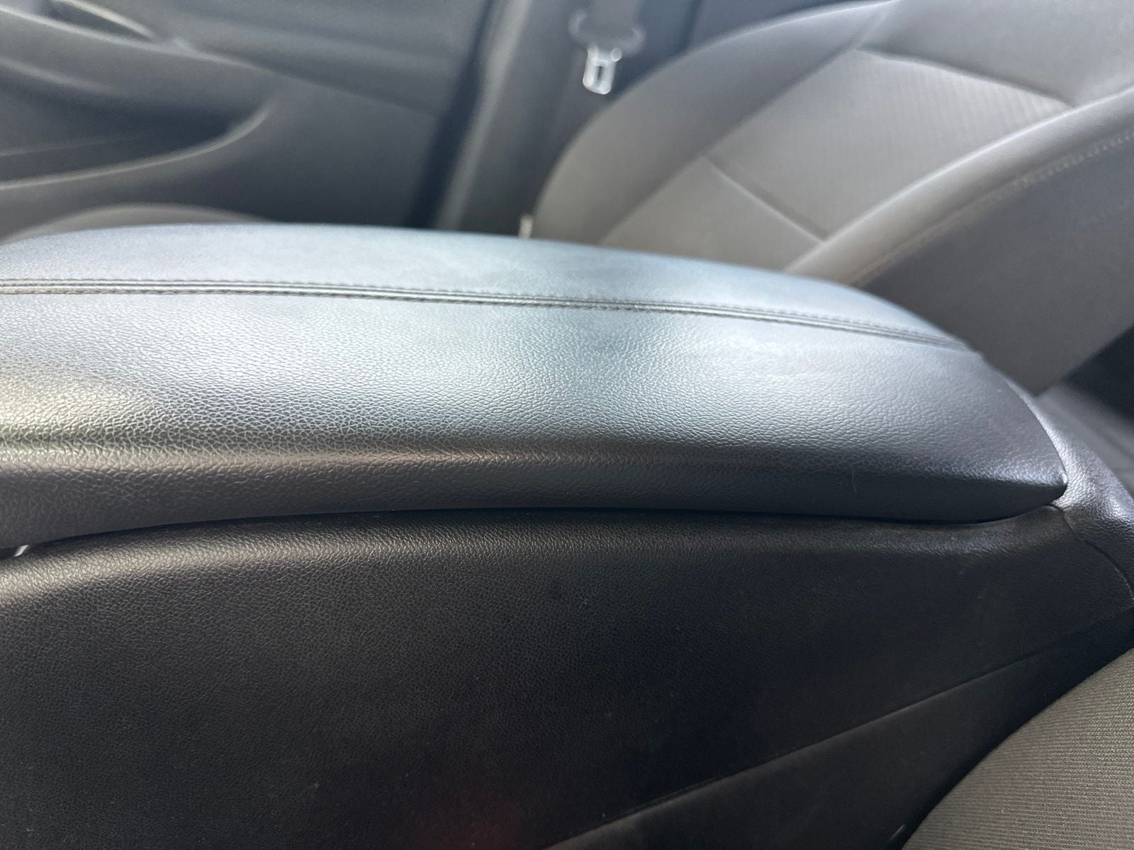 2017 Chevrolet Malibu LT 1LT