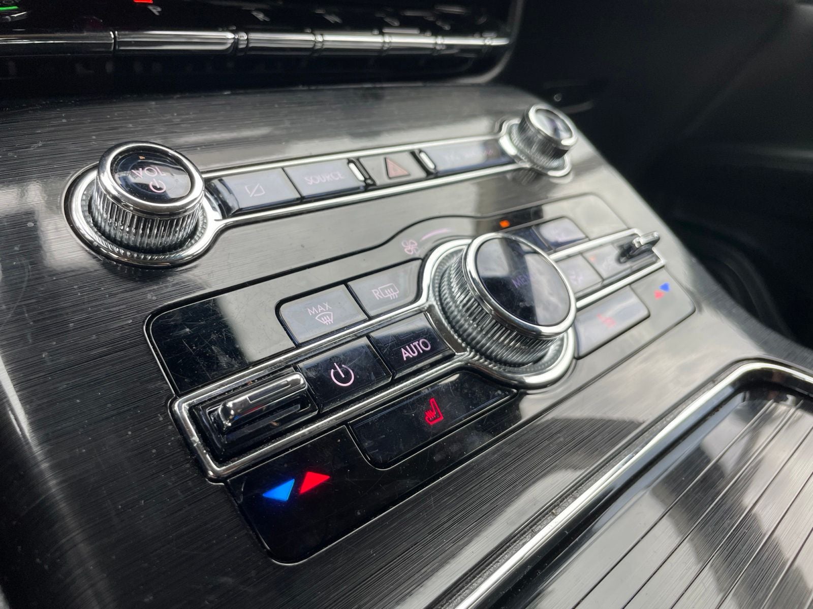 2023 Lincoln Nautilus Standard