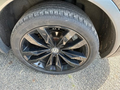 2021 Volkswagen Tiguan 2.0T SE R-Line Black