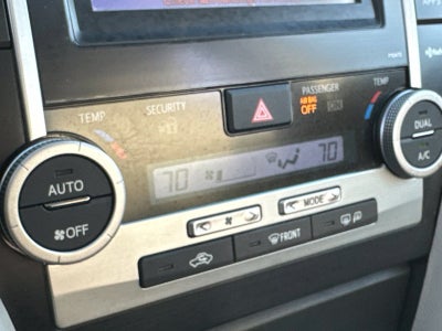 2013 Toyota Camry Hybrid XLE