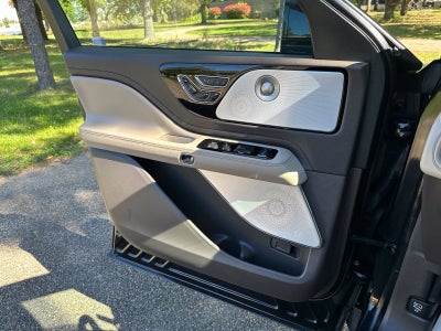 2022 Lincoln Aviator Reserve Premium